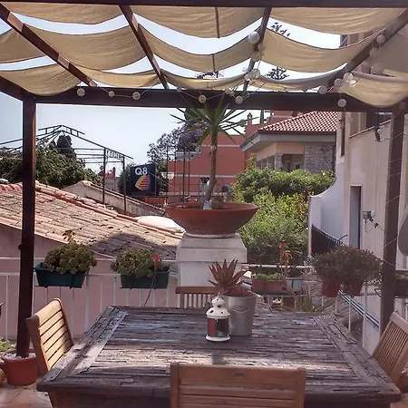 Hostel - Homstel Ταορμίνα