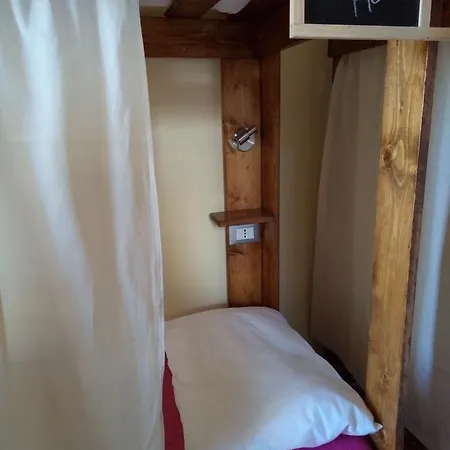Hostel - Homstel Ταορμίνα